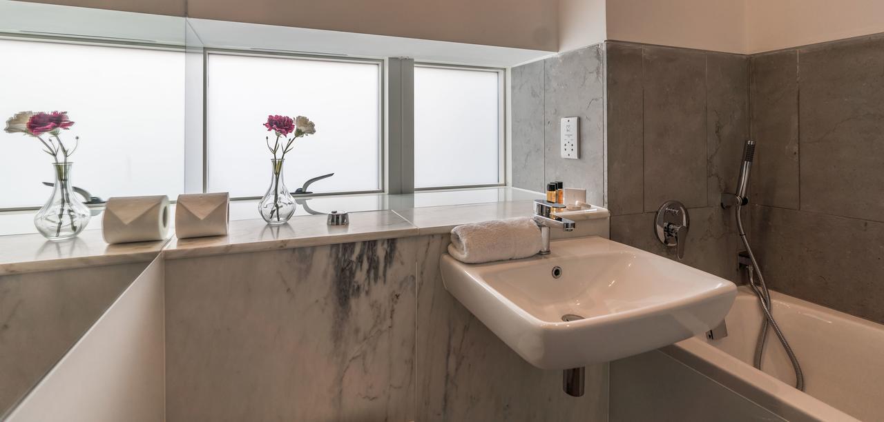 The Michael Collins Suite - Hiphipstay Dublin Exteriör bild
