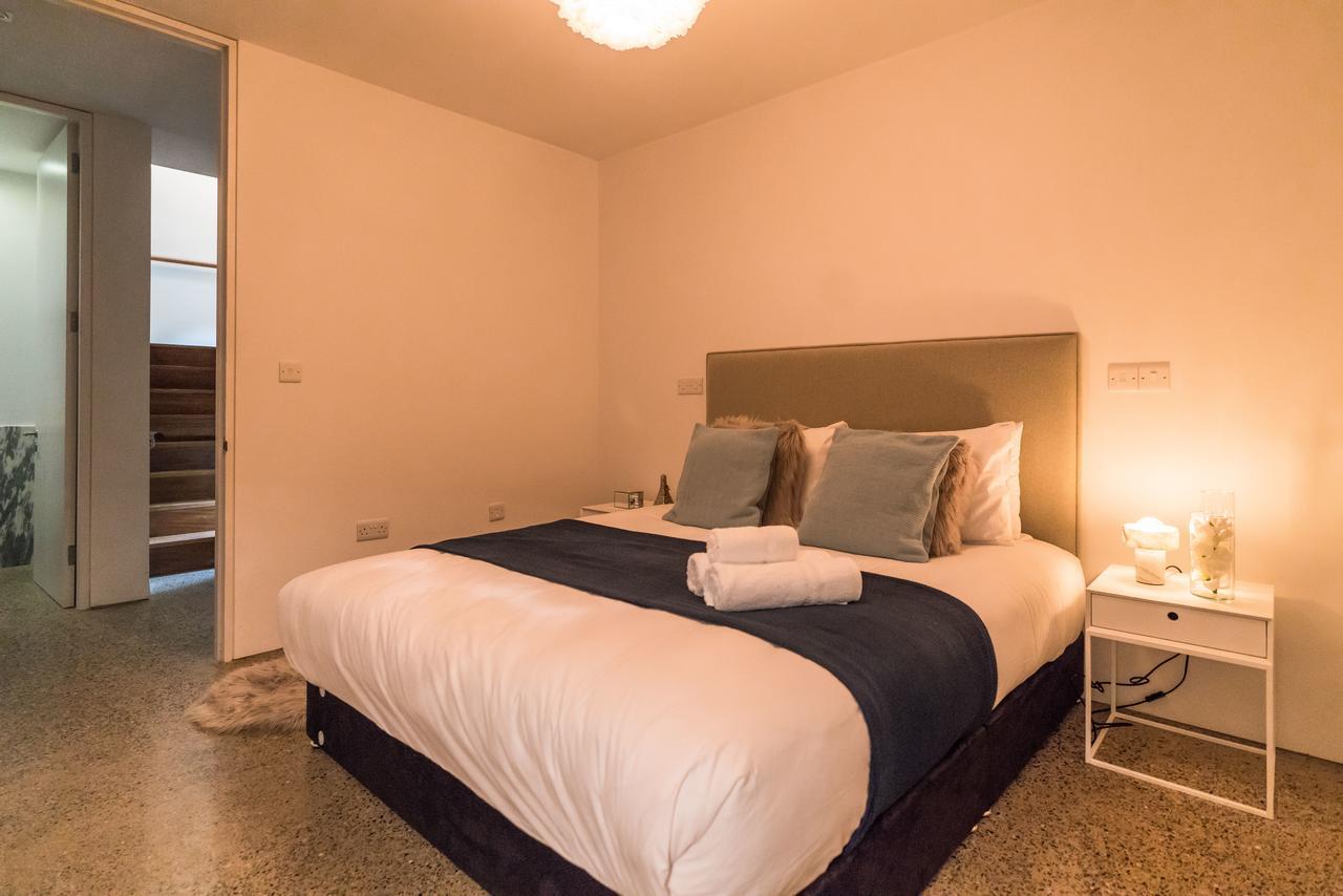 The Michael Collins Suite - Hiphipstay Dublin Exteriör bild